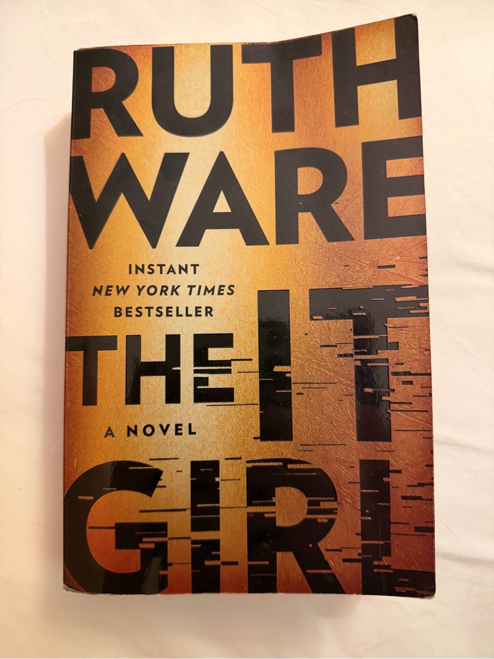 The It Girl by Ruth Ware